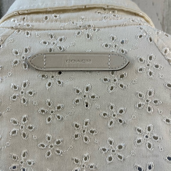 Coach Eyelet Raglan off white Bomber Jacket - size XXS preloved - Picture 3 of 14